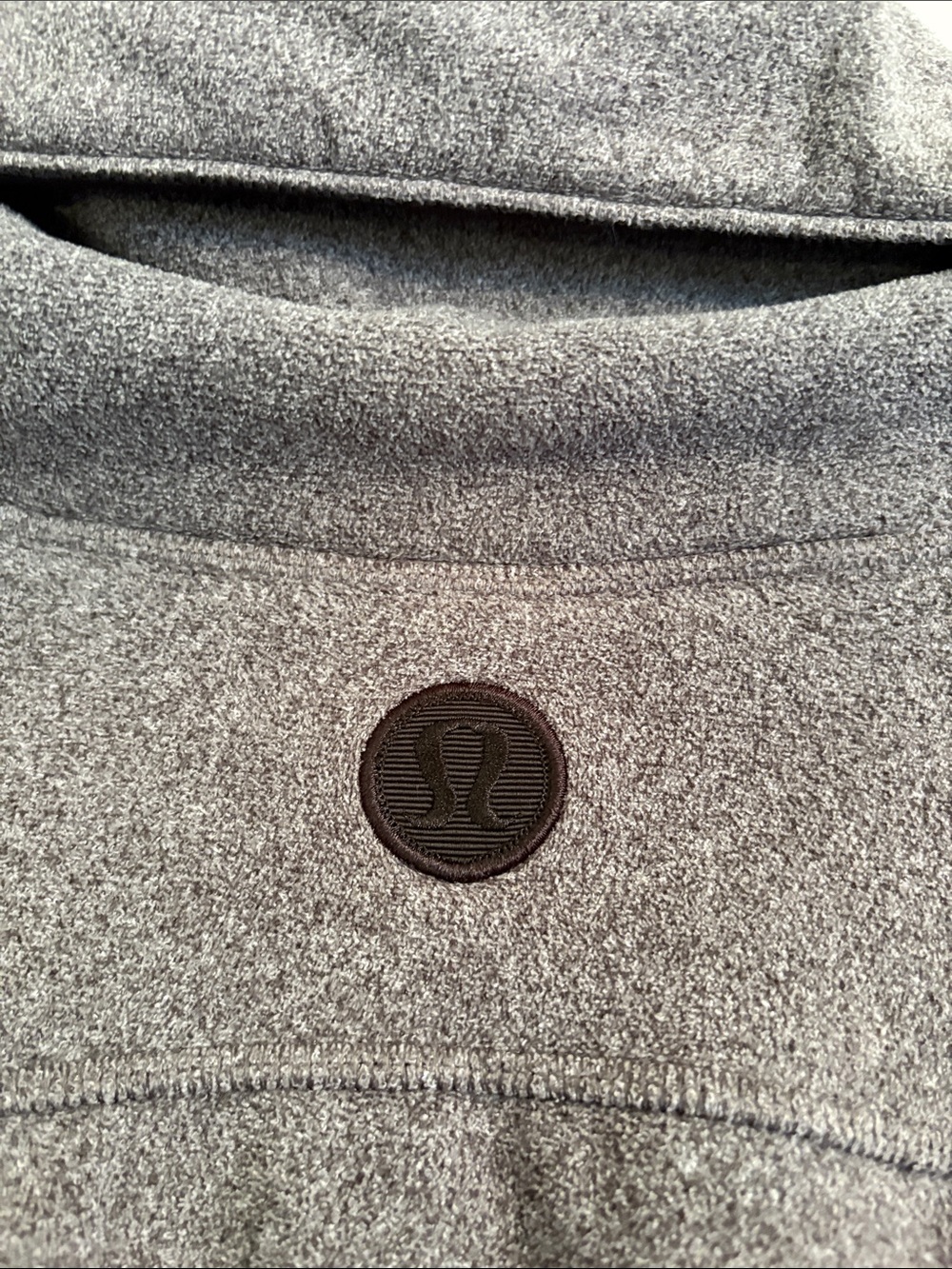 LULULEMON Women's Grey Quarter Zip Fleece Sweater - Picture 12 of 16